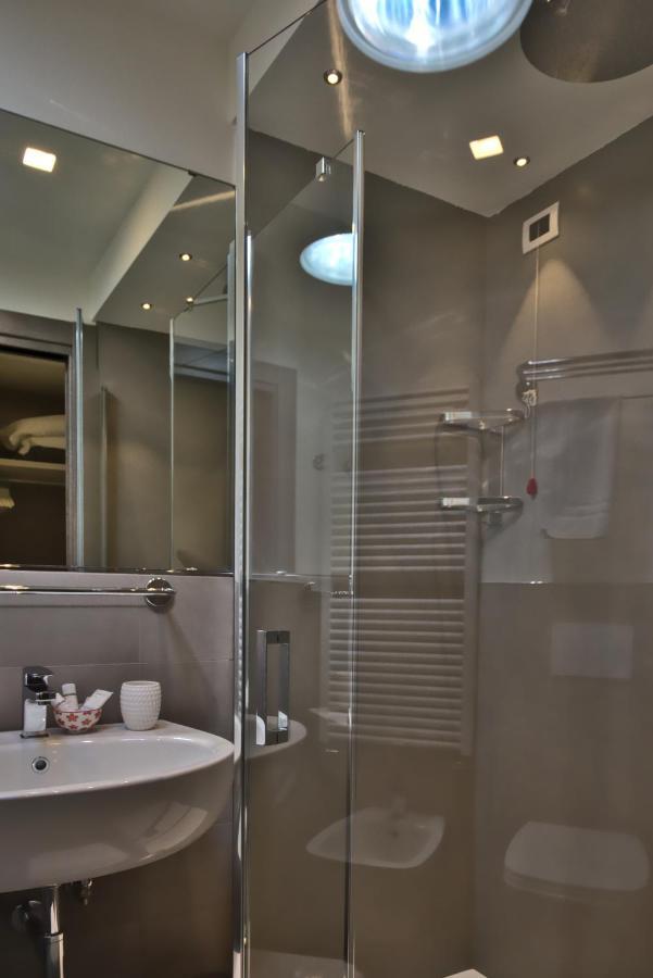 Villino Wanda Hotel มอนเตรอสโซ อัล มาเร ภายนอก รูปภาพ