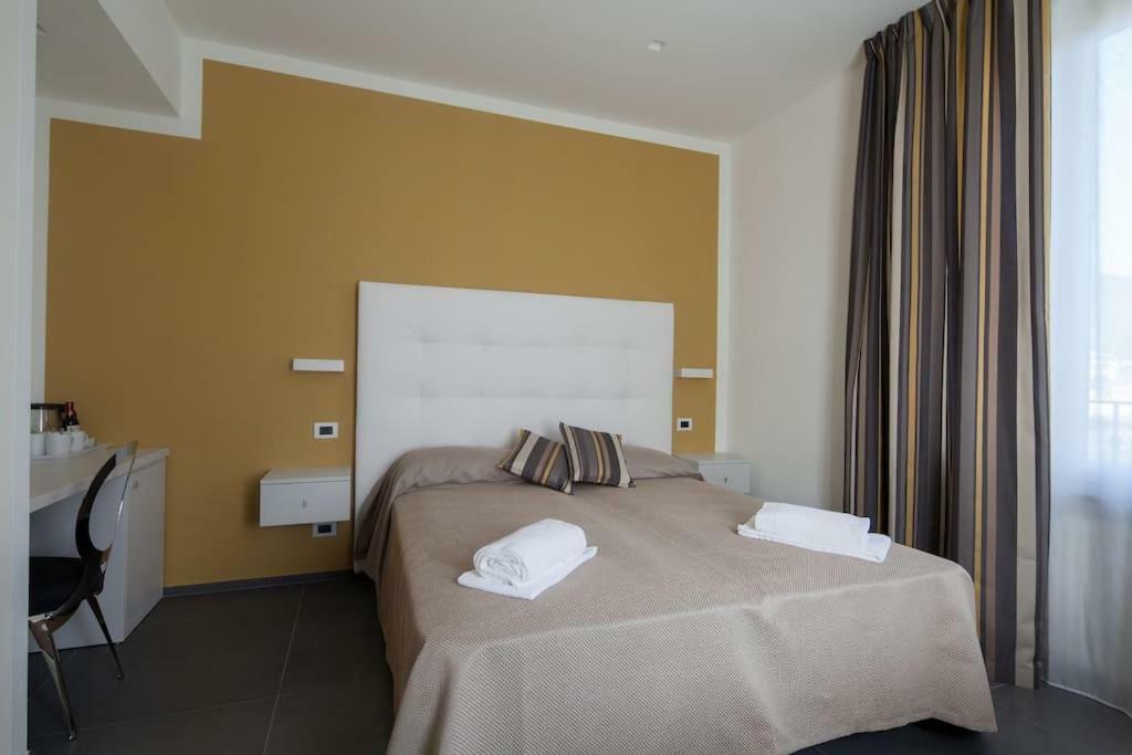 Villino Wanda Hotel มอนเตรอสโซ อัล มาเร ภายนอก รูปภาพ