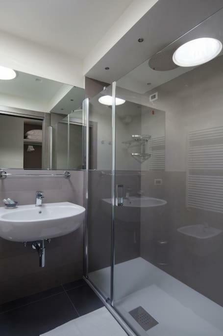 Villino Wanda Hotel มอนเตรอสโซ อัล มาเร ภายนอก รูปภาพ